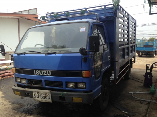 ขาย NPR110 4.30เมตร เพาเวอร์ เครื่องดี ตามสภาพ