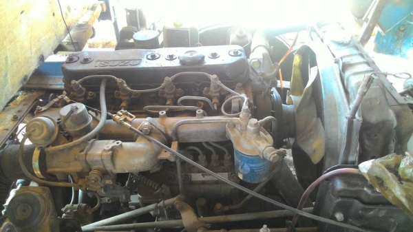 รถเทเลอร์ท้ายเป็ด ยี่ห้ออีซูซุ รุ่นKT26 พวงมาลัยเพาเวอร์ ยางสภาพดีดอกเต็ม รถเทเลอร์ท้ายเป็ด ยี่ห้ออีซูซุ รุ่นKT26 พวงมาลัยเพาเวอร์ ยางสภาพดีดอกเต็ม