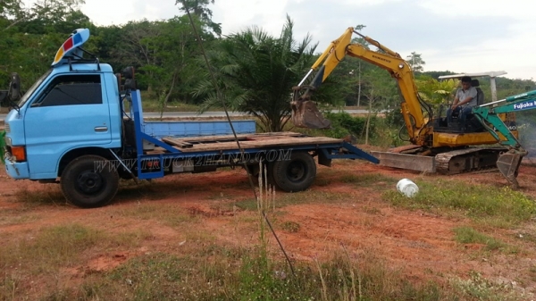 รถเทเลอร์ท้ายเป็ด ยี่ห้ออีซูซุ รุ่นKT26 พวงมาลัยเพาเวอร์ ยางสภาพดีดอกเต็ม รถเทเลอร์ท้ายเป็ด ยี่ห้ออีซูซุ รุ่นKT26 พวงมาลัยเพาเวอร์ ยางสภาพดีดอกเต็ม