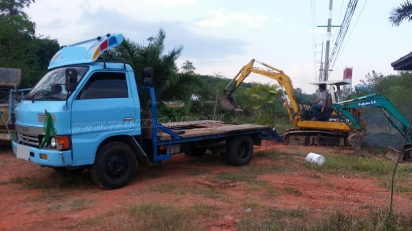 รถเทเลอร์ท้ายเป็ด ยี่ห้ออีซูซุ รุ่นKT26 พวงมาลัยเพาเวอร์ ยางสภาพดีดอกเต็ม รถเทเลอร์ท้ายเป็ด ยี่ห้ออีซูซุ รุ่นKT26 พวงมาลัยเพาเวอร์ ยางสภาพดีดอกเต็ม