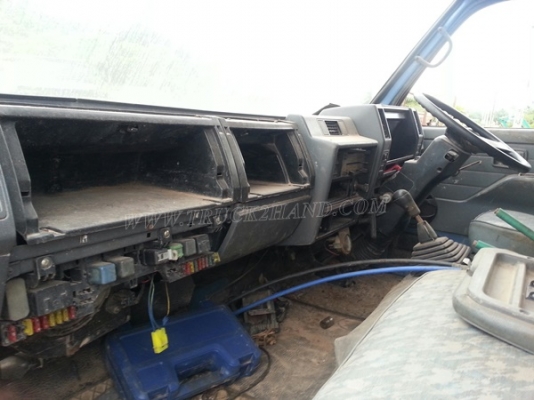 รถดั๊มอีซูซุ NPR จดทะเบียน 2543 รหัสแซซซี NPR58G ทะเบียนจดลักษณะ " ยกได้มีข้างเสริม "