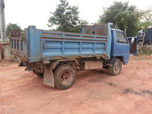 รถดั๊มอีซูซุ NPR จดทะเบียน 2543 รหัสแซซซี NPR58G ทะเบียนจดลักษณะ " ยกได้มีข้างเสริม "