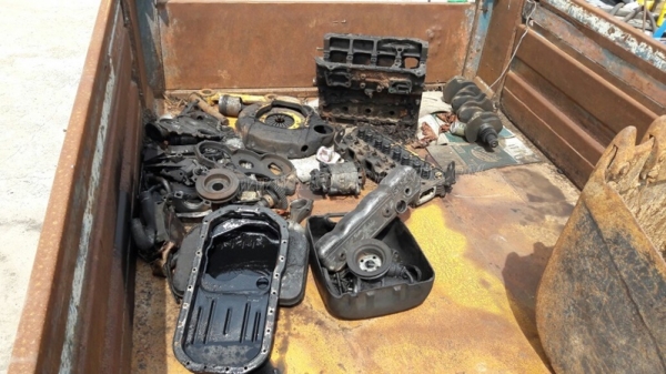 รถดั๊มอีซูซุ NPR จดทะเบียน 2543 รหัสแซซซี NPR58G ทะเบียนจดลักษณะ " ยกได้มีข้างเสริม "