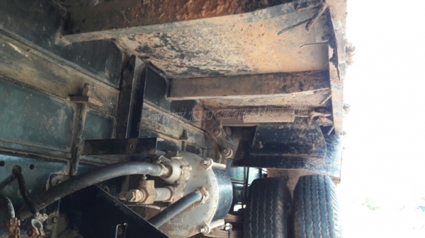 รถดั๊มอีซูซุ NPR จดทะเบียน 2543 รหัสแซซซี NPR58G ทะเบียนจดลักษณะ " ยกได้มีข้างเสริม "