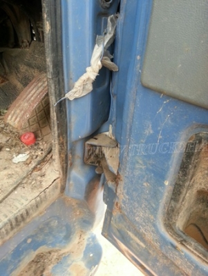 รถดั๊มอีซูซุ NPR จดทะเบียน 2543 รหัสแซซซี NPR58G ทะเบียนจดลักษณะ " ยกได้มีข้างเสริม "