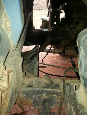 รถดั๊มอีซูซุ NPR จดทะเบียน 2543 รหัสแซซซี NPR58G ทะเบียนจดลักษณะ " ยกได้มีข้างเสริม "