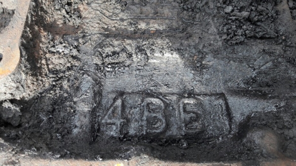 รถดั๊มอีซูซุ NPR จดทะเบียน 2543 รหัสแซซซี NPR58G ทะเบียนจดลักษณะ " ยกได้มีข้างเสริม "