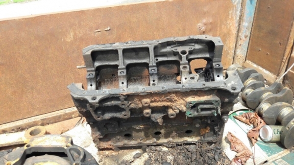 รถดั๊มอีซูซุ NPR จดทะเบียน 2543 รหัสแซซซี NPR58G ทะเบียนจดลักษณะ " ยกได้มีข้างเสริม "