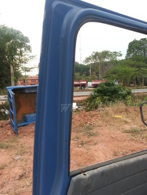 รถดั๊มอีซูซุ NPR จดทะเบียน 2543 รหัสแซซซี NPR58G ทะเบียนจดลักษณะ " ยกได้มีข้างเสริม "