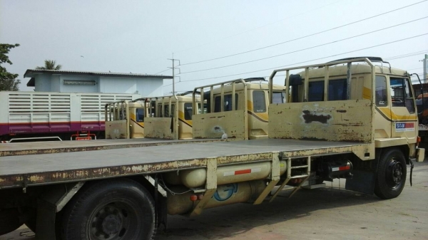 รถยี่ห้อมิตซูพื้นเรียบ  เบรคจิบฟี่ เป็นระบบเชื้อเพลิงกาชทั้ง 5 คัน ชอบจริงสนใจจริงราคาต่อลองกันได้