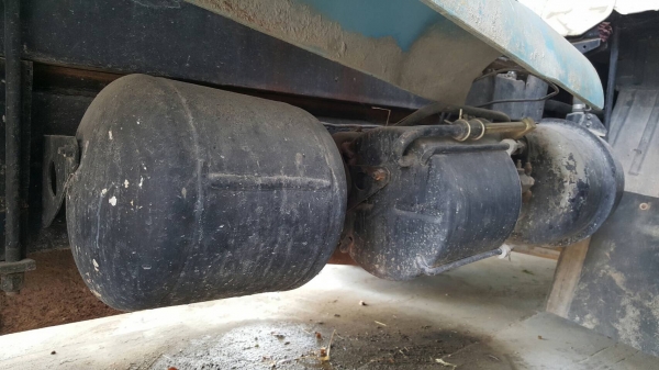 ขาย รถโม่ปูนแบบโซ่ 4 คิว HINO KL300 เครื่อง EC100 145 แรงม้า คัสซีสวยตลอดเส้น วางหัว F18 ทะเบียนครบ รถใช้งานอยู่เป็นประจำ ราคาต่อรองได้ ขาย รถโม่ปูนแบบโซ่ 4 คิว HINO KL300 เครื่อง EC100 145 แรงม้า คัสซีสวยตลอดเส้น วางหัว F18 ทะเบียนครบ รถใช้งานอยู่เป็นประจำ ราคาต่อรองได้