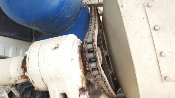 ขาย รถโม่ปูนแบบโซ่ 4 คิว HINO KL300 เครื่อง EC100 145 แรงม้า คัสซีสวยตลอดเส้น วางหัว F18 ทะเบียนครบ รถใช้งานอยู่เป็นประจำ ราคาต่อรองได้ ขาย รถโม่ปูนแบบโซ่ 4 คิว HINO KL300 เครื่อง EC100 145 แรงม้า คัสซีสวยตลอดเส้น วางหัว F18 ทะเบียนครบ รถใช้งานอยู่เป็นประจำ ราคาต่อรองได้