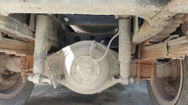 ขาย รถโม่ปูนแบบโซ่ 4 คิว HINO KL300 เครื่อง EC100 145 แรงม้า คัสซีสวยตลอดเส้น วางหัว F18 ทะเบียนครบ รถใช้งานอยู่เป็นประจำ ราคาต่อรองได้ ขาย รถโม่ปูนแบบโซ่ 4 คิว HINO KL300 เครื่อง EC100 145 แรงม้า คัสซีสวยตลอดเส้น วางหัว F18 ทะเบียนครบ รถใช้งานอยู่เป็นประจำ ราคาต่อรองได้