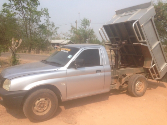 Mitsubishi strada2.5 ปี46 ดั้มพร้อมใช้