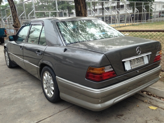 เบนซ์300eปี92 เกียร์ออโต แก๊สหัวฉีดเดิมๆขอขายเพียง85000