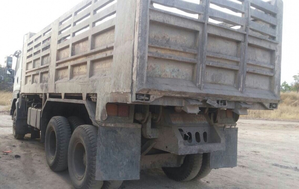 สิบล้อ อีซูชุ 360ปี53 แม่เดียว2เพา ดั้ม สภาพดีสวยเดิมๆพร้อมใช้ ทะเบียนพร้อมโอน ราคา 1,930,000บ ครับท่าน