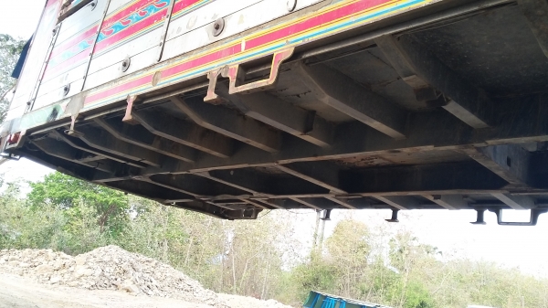 กระบะมีเนียมดั้มทั้งชุด ยาว  6.00 ม.