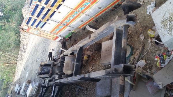 กระบะมีเนียมดั้มทั้งชุด ยาว  6.00 ม.