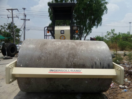ขายด่วน รถบด INGERSOLL RAND สภาพสวยๆค่ะ