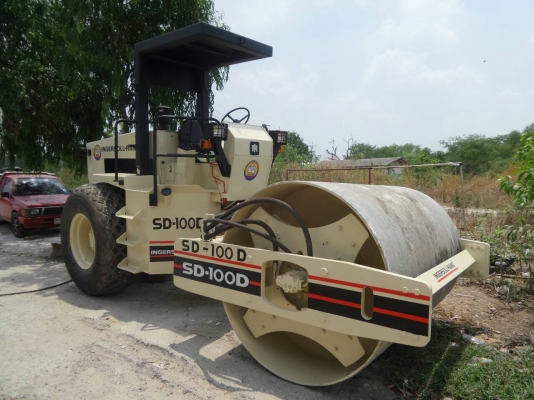 ขายด่วน รถบด INGERSOLL RAND สภาพสวยๆค่ะ