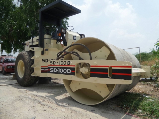 ขายด่วน รถบด INGERSOLL RAND สภาพสวยๆค่ะ