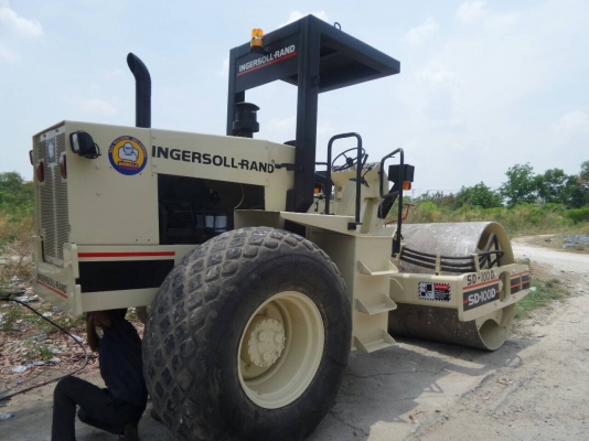 ขายด่วน รถบด INGERSOLL RAND สภาพสวยๆค่ะ