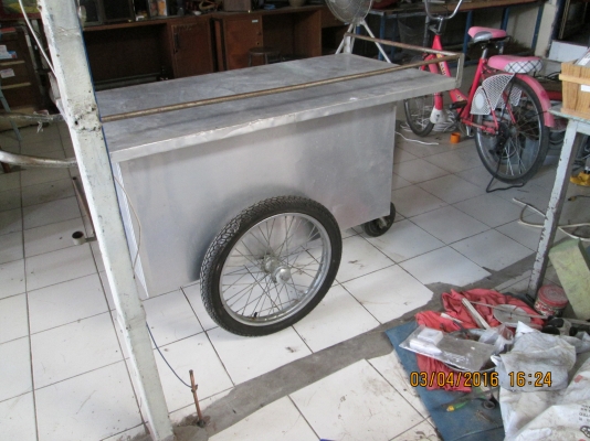 รถเข็น/ขายของ/มีเนียม/ล้อยางดี/พร้อมใฃ้มากๆ/ราคา2200บาท