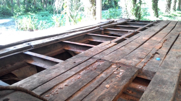 รถเทเลอร์ท้ายเป็ด ยี่ห้อมิตซู หน้ากากดำ สองเพลา 225K รถพร้อมใช้ มีภาพวีดีโอเครื่องประกอบด้วย