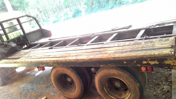 รถเทเลอร์ท้ายเป็ด ยี่ห้อมิตซู หน้ากากดำ สองเพลา 225K รถพร้อมใช้ มีภาพวีดีโอเครื่องประกอบด้วย