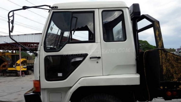 รถเทเลอร์ท้ายเป็ด ยี่ห้อมิตซู หน้ากากดำ สองเพลา 225K รถพร้อมใช้ มีภาพวีดีโอเครื่องประกอบด้วย