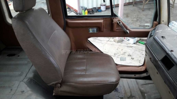 รถเทเลอร์ท้ายเป็ด ยี่ห้อมิตซู หน้ากากดำ สองเพลา 225K รถพร้อมใช้ มีภาพวีดีโอเครื่องประกอบด้วย