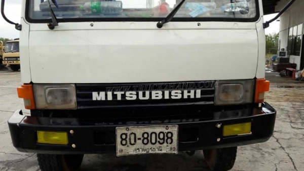 รถเทเลอร์ท้ายเป็ด ยี่ห้อมิตซู หน้ากากดำ สองเพลา 225K รถพร้อมใช้ มีภาพวีดีโอเครื่องประกอบด้วย