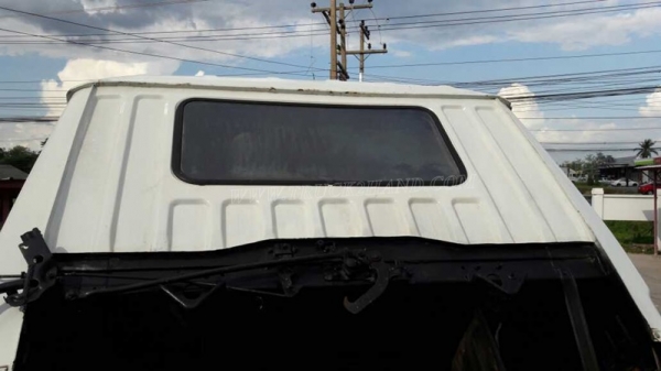 รถเทเลอร์ท้ายเป็ด ยี่ห้อมิตซู หน้ากากดำ สองเพลา 225K รถพร้อมใช้ มีภาพวีดีโอเครื่องประกอบด้วย