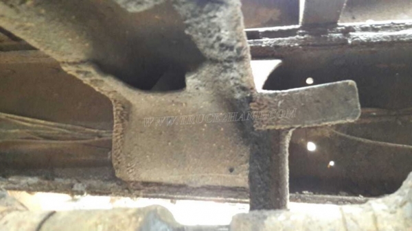 รถเทเลอร์ท้ายเป็ด ยี่ห้อมิตซู หน้ากากดำ สองเพลา 225K รถพร้อมใช้ มีภาพวีดีโอเครื่องประกอบด้วย