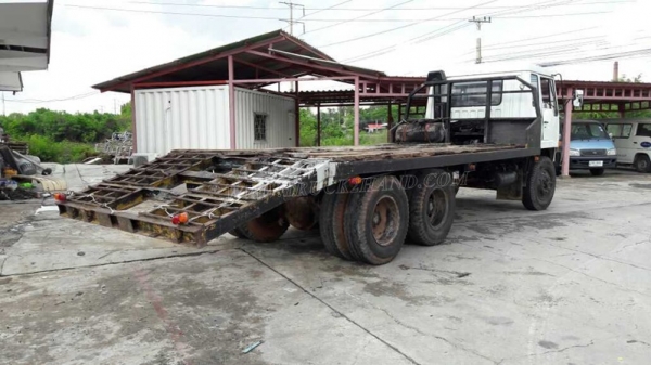 รถเทเลอร์ท้ายเป็ด ยี่ห้อมิตซู หน้ากากดำ สองเพลา 225K รถพร้อมใช้ มีภาพวีดีโอเครื่องประกอบด้วย