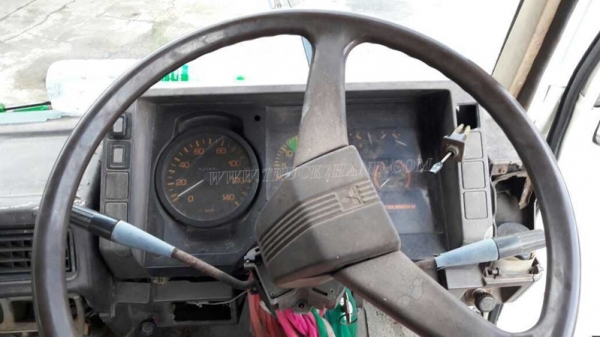 รถเทเลอร์ท้ายเป็ด ยี่ห้อมิตซู หน้ากากดำ สองเพลา 225K รถพร้อมใช้ มีภาพวีดีโอเครื่องประกอบด้วย