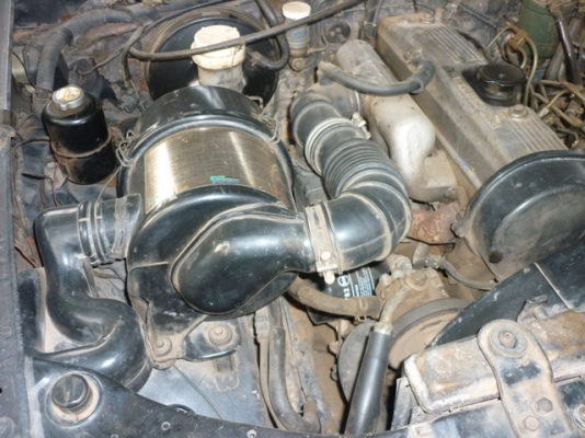 สตราด้า 2.5 ตัวถังบางทั้งคัน เครื่องดี  แอร์เย็น ทะเบียนเต็ม