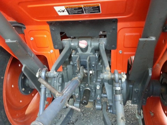 คูโบต้า L3008 4 WD ใบมีดตราช้าง