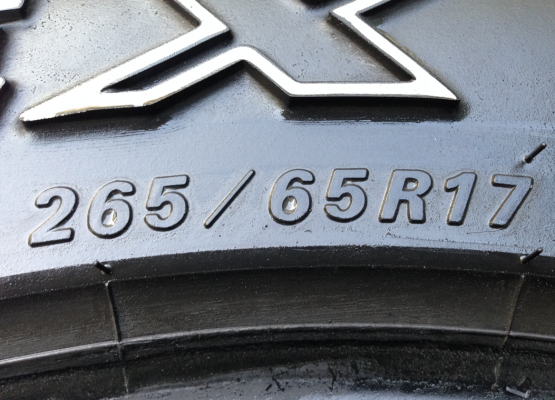 ยาง All FALKEN 265 65 17 ดอกเต็ม ไม่มีปะ ราคาไม่แพง