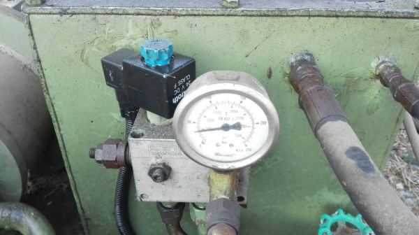 ** ปรับราคา ** X-lift ยกของขนาด 5 ตัน. สภาพสวยของใหม่เก่าเก็บระบบไฟกับปั้มไฮดรอลิคเดินดีมาก ฐานกว้าง 210&times;280 cm. สวยสด