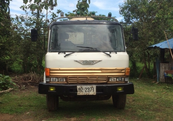 ขาย รถโม่ปูน โม่ตรง 5 คิว HINO FL176 ช่วงล่างใหญ่ 2 เพลา เครื่อง HO7C 180 แรงม้า คัสซีสวยตลอดเส้น สโลว์กลาง พวงมาลัยพาวเวอร์ ทะเบียนครบ ราคาต่อรองได้ครับ
