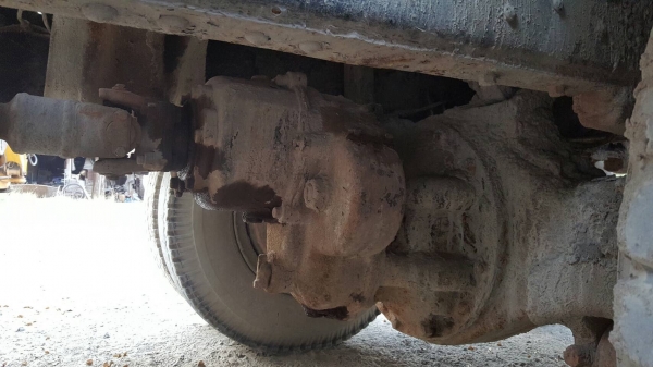 ขาย รถโม่ปูน โม่ตรง 5 คิว HINO FL176 ช่วงล่างใหญ่ 2 เพลา เครื่อง HO7C 180 แรงม้า คัสซีสวยตลอดเส้น สโลว์กลาง พวงมาลัยพาวเวอร์ ทะเบียนครบ ราคาต่อรองได้ครับ