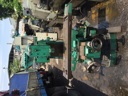 ขายเครื่องปาดได้กระทุ้งร่องลิ่มได้มีปั๊มน้ำมีฟีดพร้อมกระทัดรัดครับ