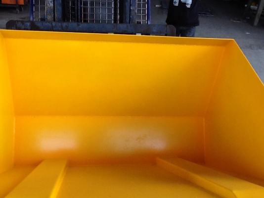 แหล่งรวมรถโฟลค์ลิฟท์งาเทฮิ้งค์ฟอร์คภาคตะวันออกสำหรับตักยางก้อนยางพาราและยางถ้วยขี้ยาง