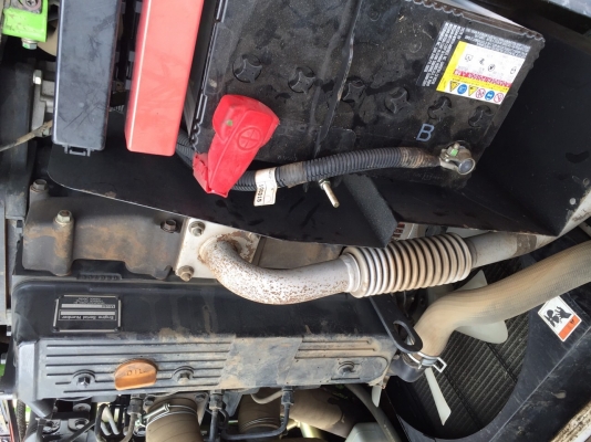 แหล่งรวมรถโฟลค์ลิฟท์งาเทฮิ้งค์ฟอร์คภาคตะวันออกสำหรับตักยางก้อนยางพาราและยางถ้วยขี้ยาง