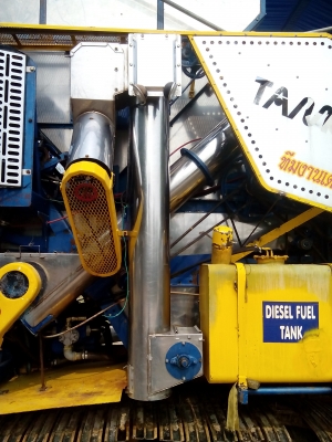 ขายรถเกี่ยวข้าว ไอ้หนุ่มไวไฟ ปี 55