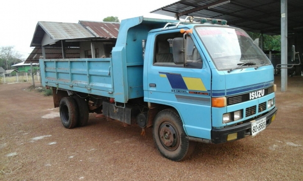 Isuzu Nkr ดั้ม110 ห้างแท้เกียร์สั้น