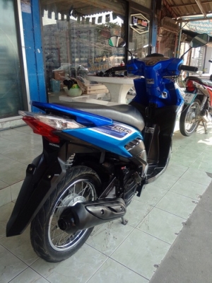 Honda Click 110i รถปี2553 สีน้ำเงิน สวยๆเครื่องดีเยี่ยม ราคาถูกครับ