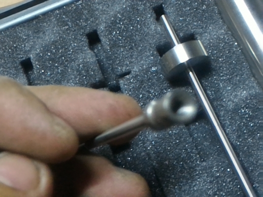 เครื่องมือชุด FOUR SPINDLE SET  บรรจุในกล่อง ยี่ห้อ TOKI SANGYO