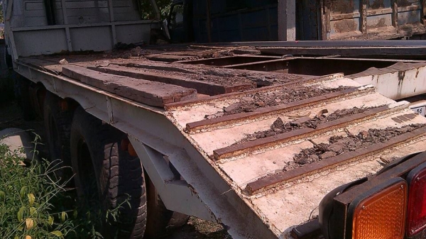 สิบล้อ MITSUBISHI 195 แรงม้า บรรทุก รถแบคโฮ ขนาด200